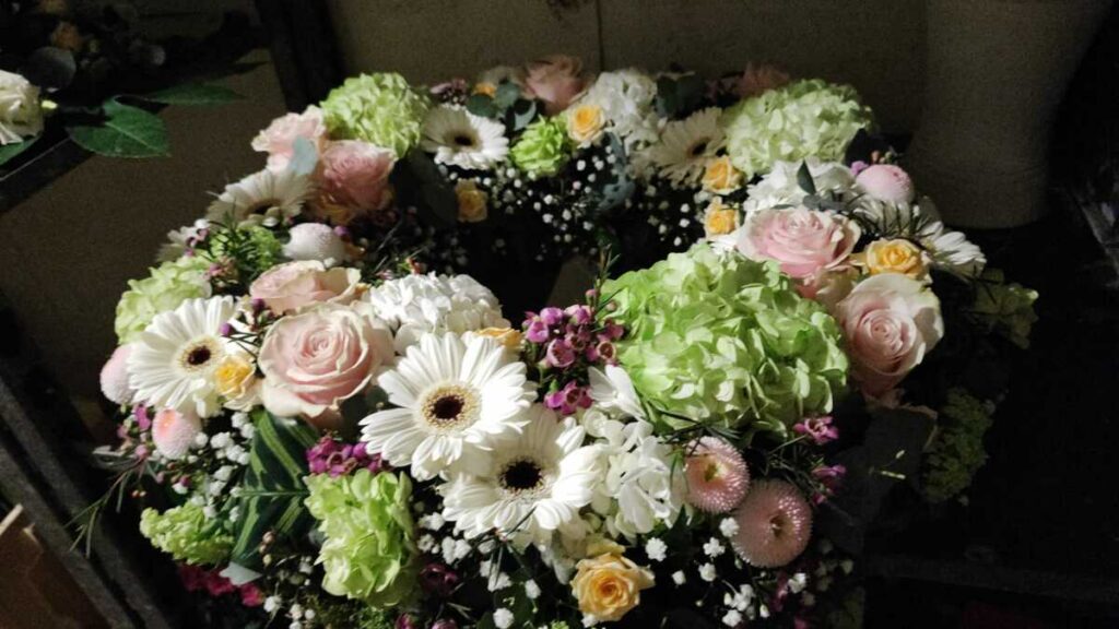 Trauerfloristik – Blumenhof Kerst Walschleben, Bild 4