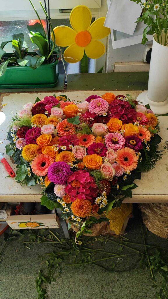 Trauerfloristik – Blumenhof Kerst Walschleben, Bild 12